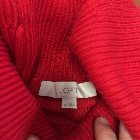 Loft turtleneck sweater xs // 081006 - Picture 2 of 2